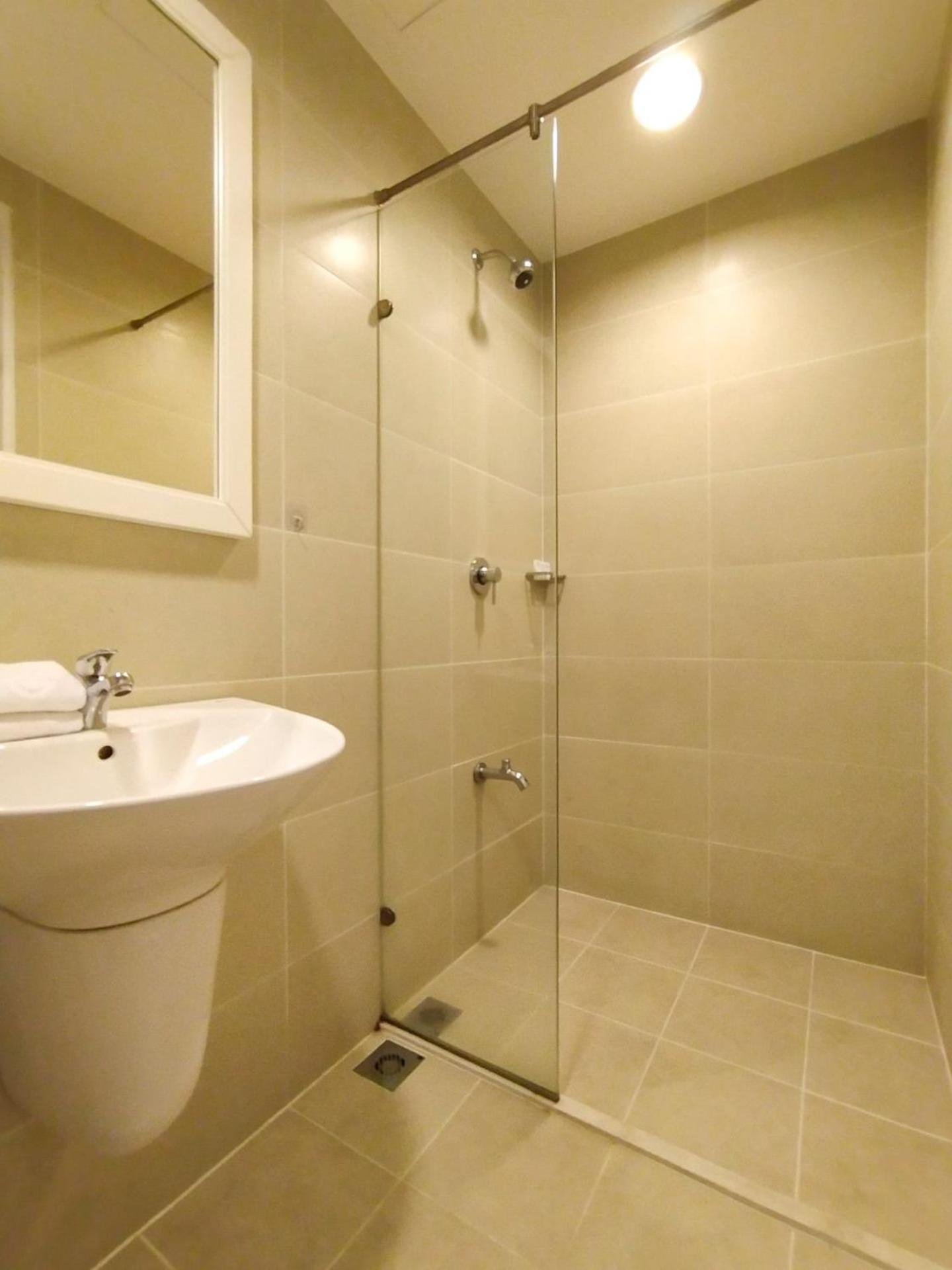 Glenwood Residences Хошимин Экстерьер фото