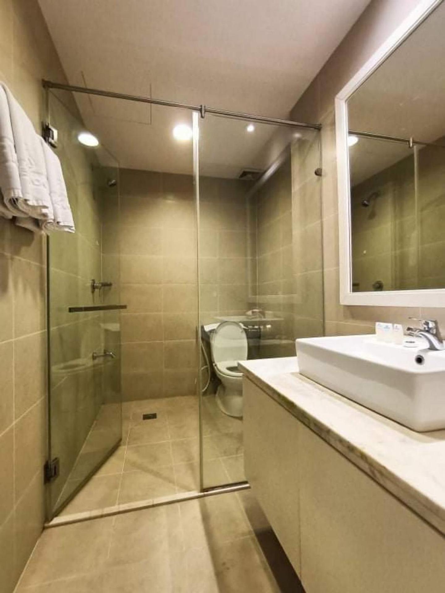 Glenwood Residences Хошимин Экстерьер фото